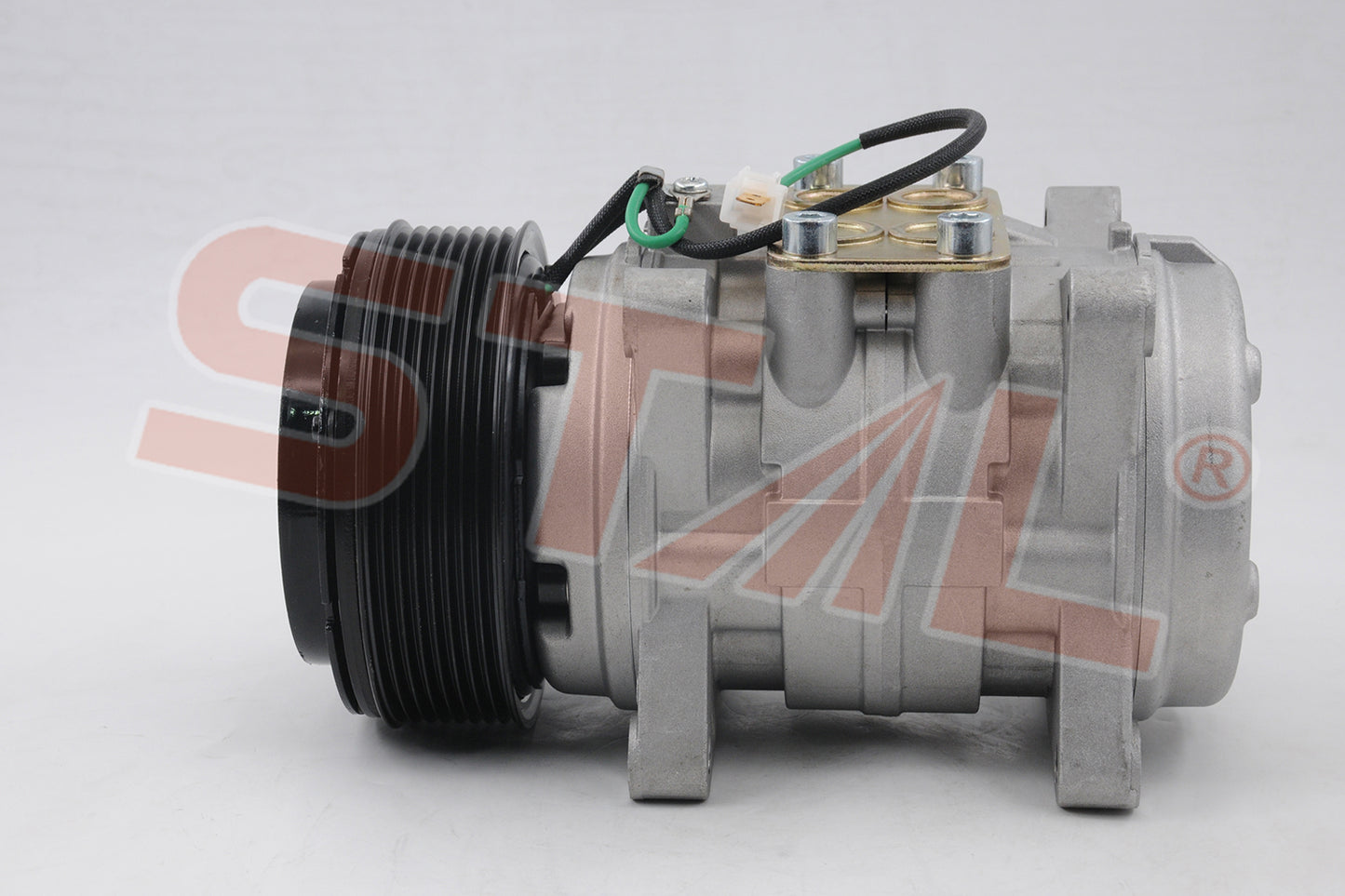 Auto AC Compressor for Ford Cargo | OE 2TO820803