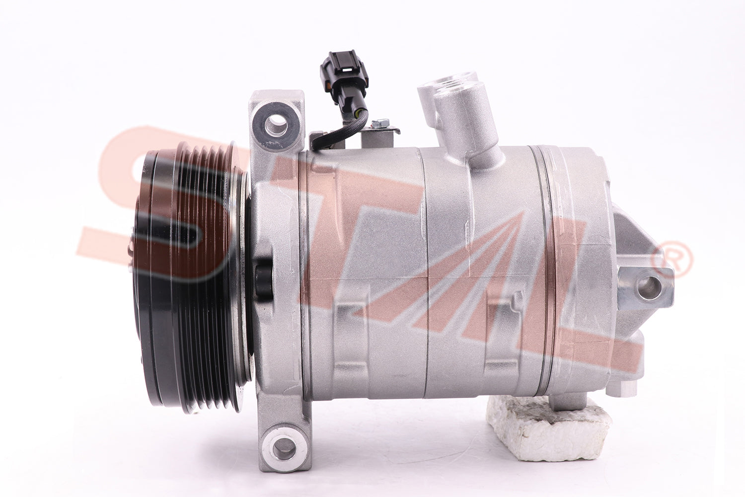 Auto AC Compressor for Nissan Frontier | OE A4708300600