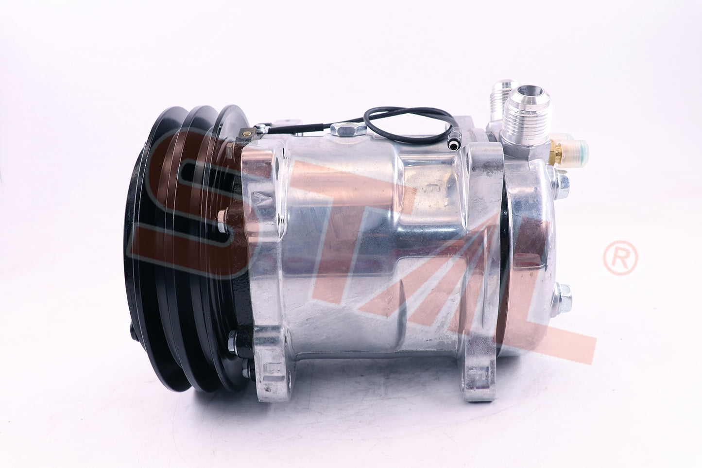 Auto AC Compressor for Deutz Allis | OE 04330274
