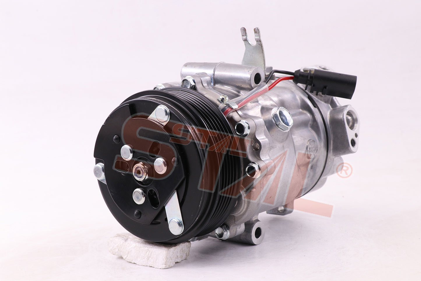 Auto AC Compressor for VW Vento | OE 3020311