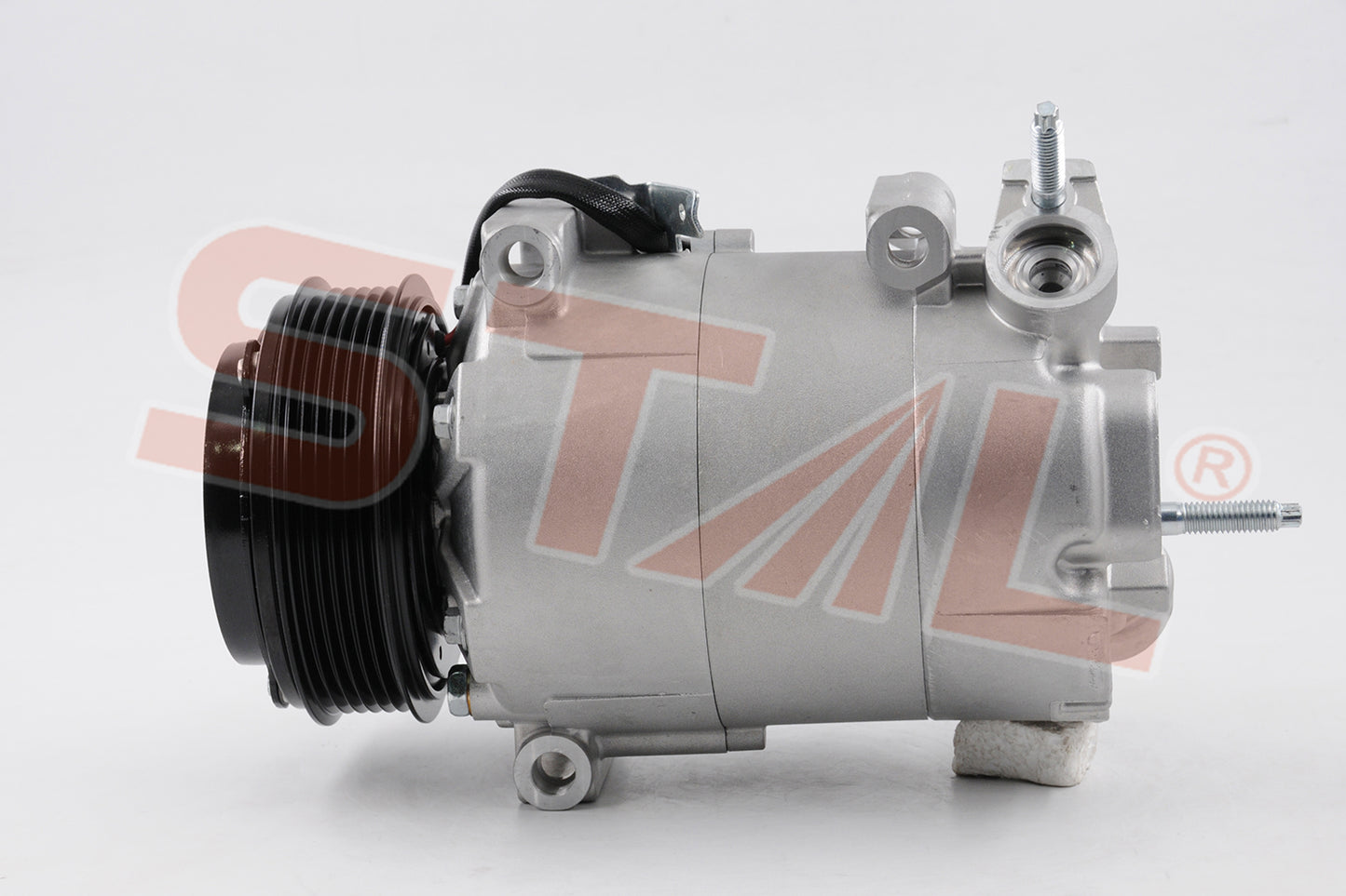Auto AC Compressor for Ford C | OE 2005338