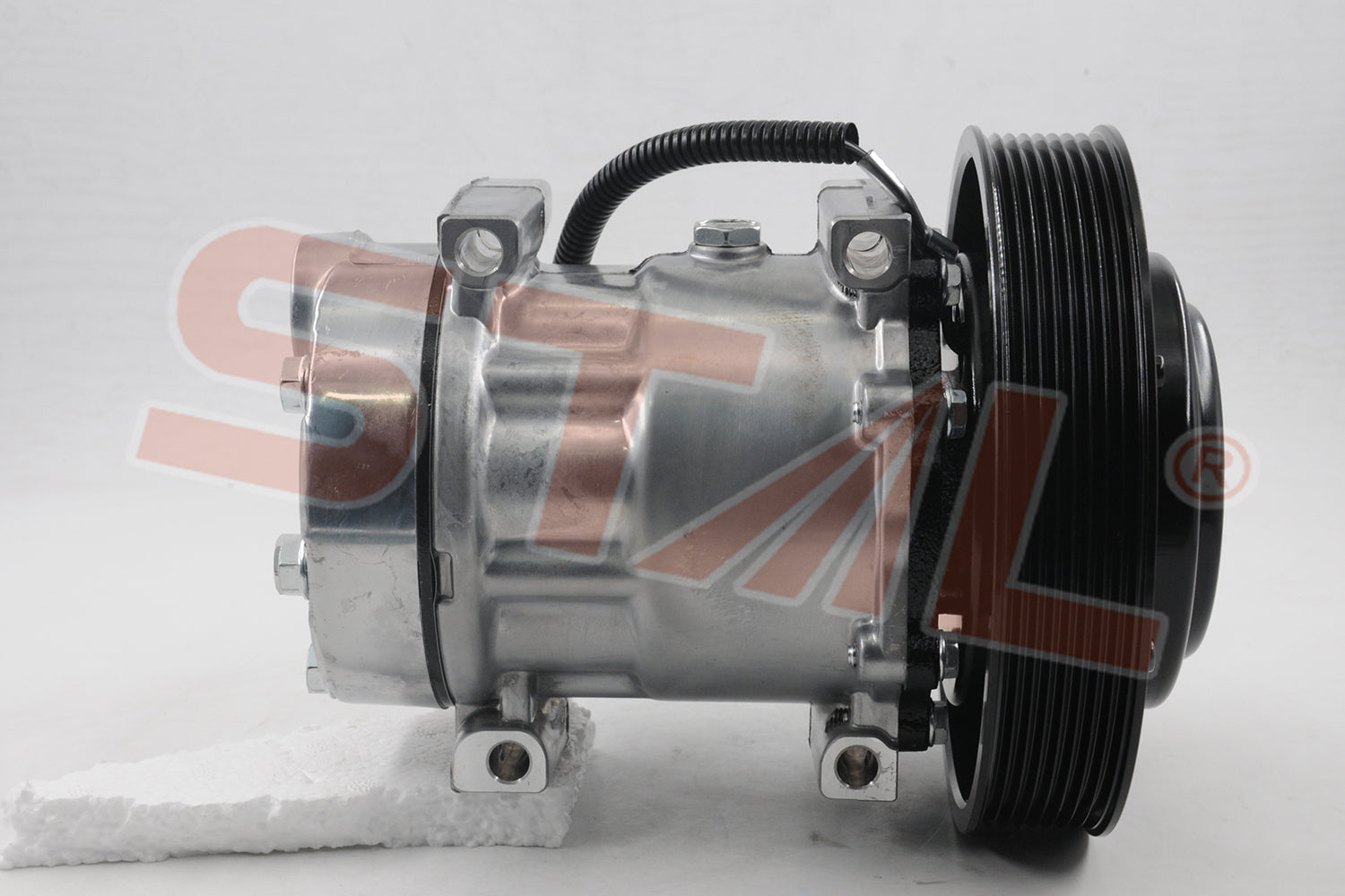 Auto AC Compressor for 1 Mack | OE 206RD52M