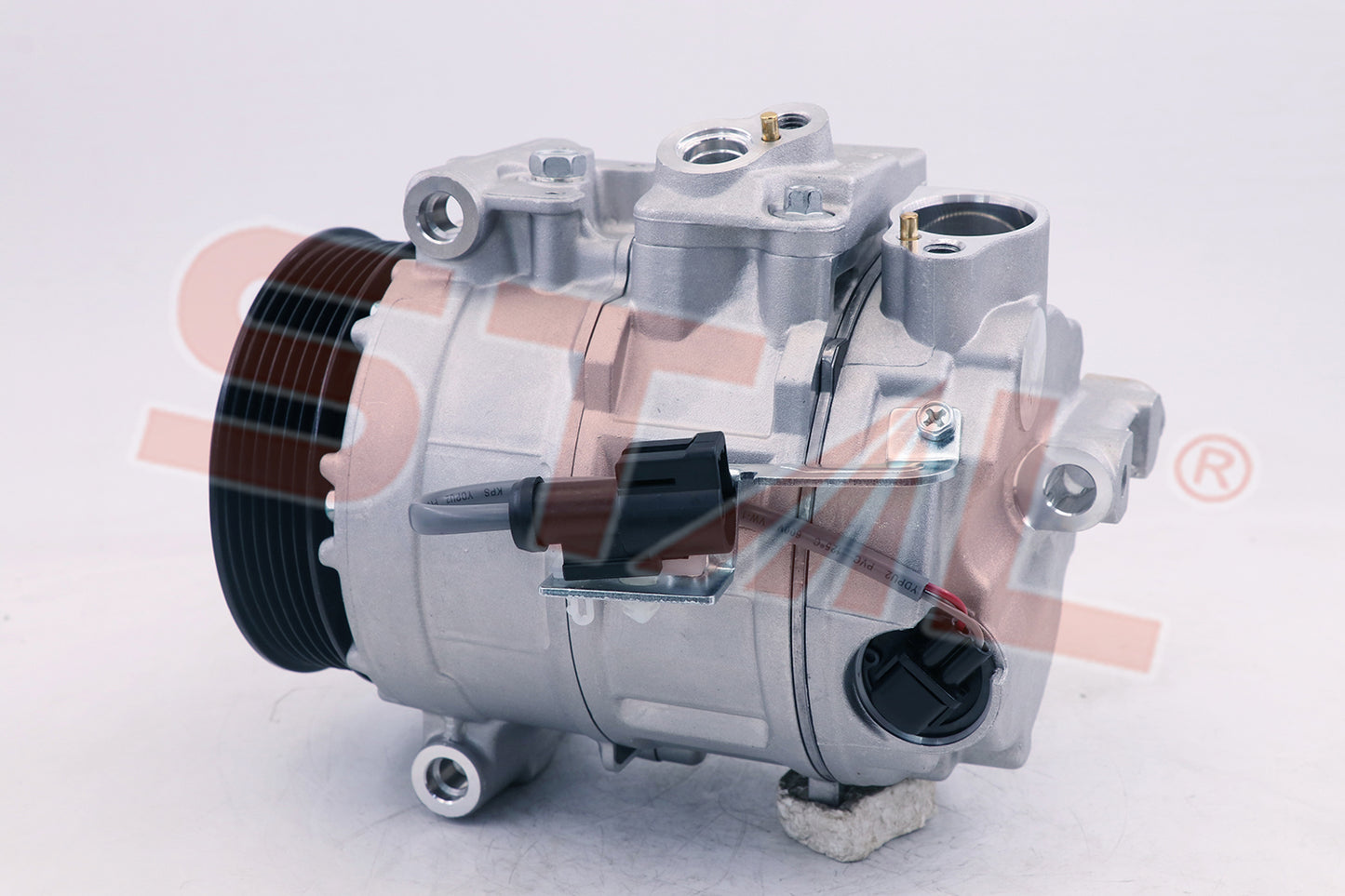 Auto AC Compressor for Discovery 3 | OE C2C13241